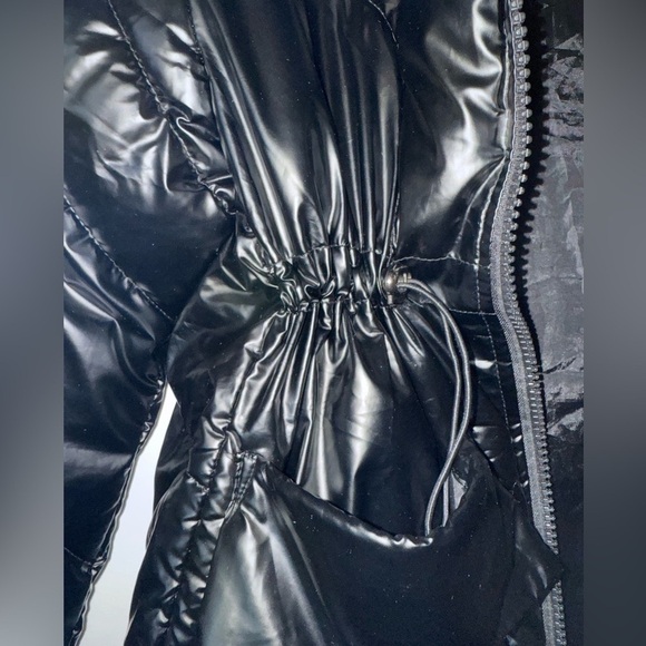 Black Puffer Jacket - Picture 4 of 7